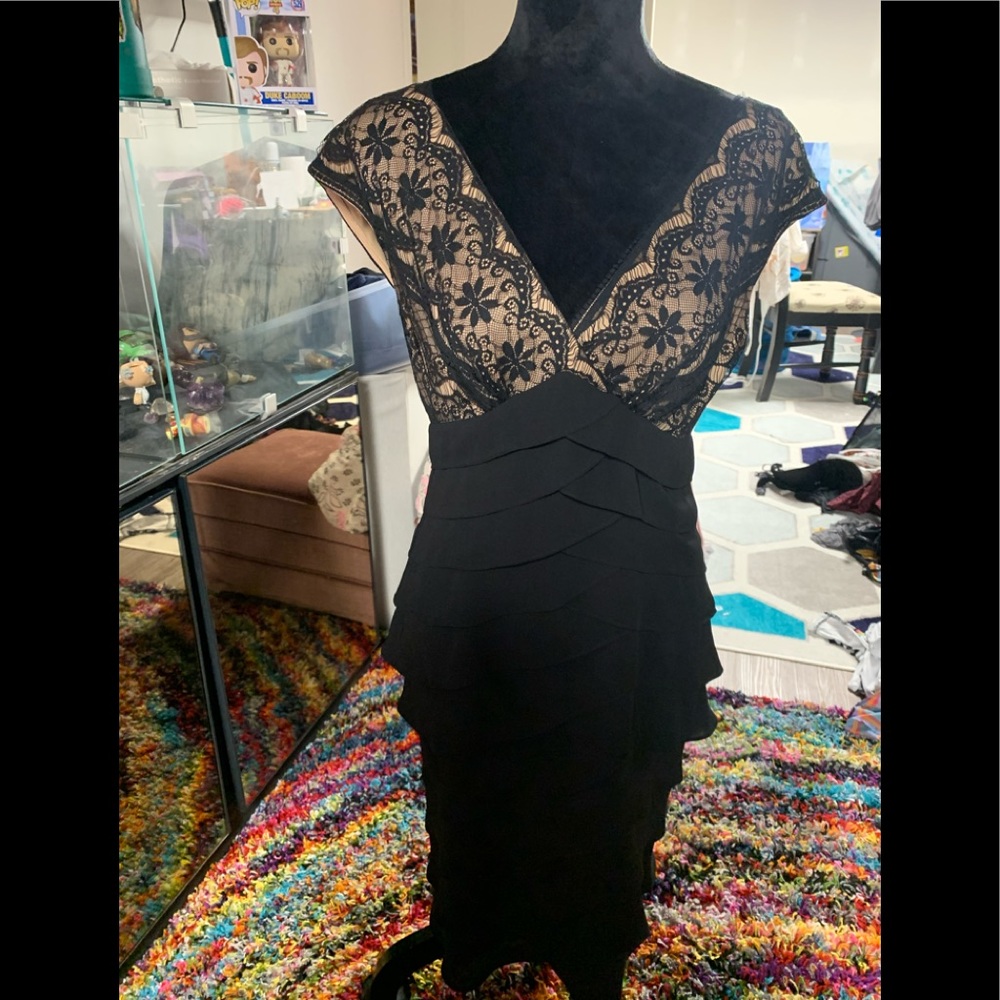 Gorgeous Adrianna Papell Dress